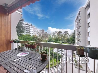 Appartement - 87 m² - 4 pièces