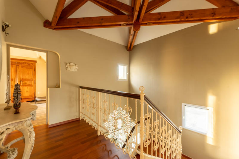 Maison - 195 m² - 7 pièces