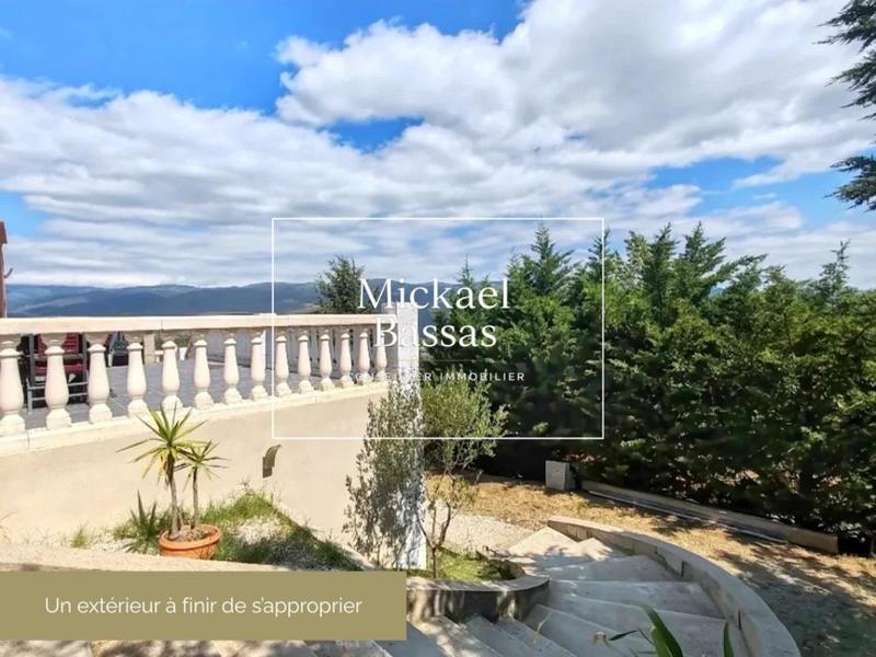 Maison - 106 m² - 5 pièces