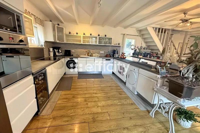 Longère - 209 m² - 5 pièces