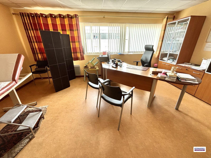 Bureau - 104 m²