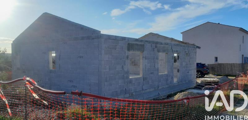 Maison - 95 m² - 4 pièces