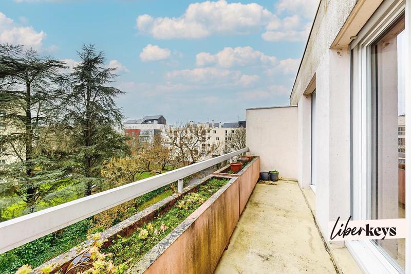 Appartement - 85 m² - 3 pièces