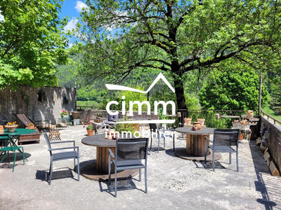 Local commercial - 354 m²