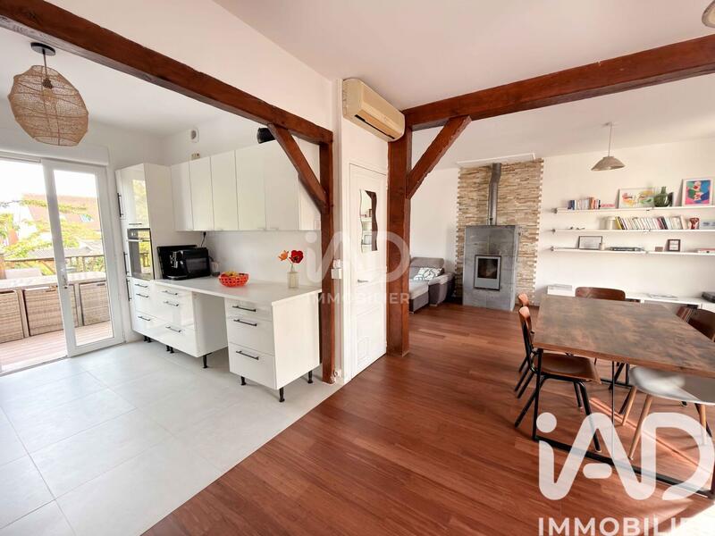 Maison - 90 m² - 5 pièces