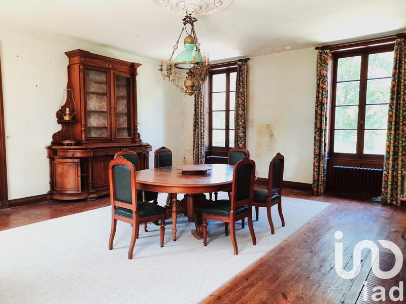 Château - 480 m² - 16 pièces