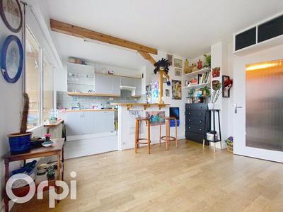 Studio - 31 m² - 1 pièce
