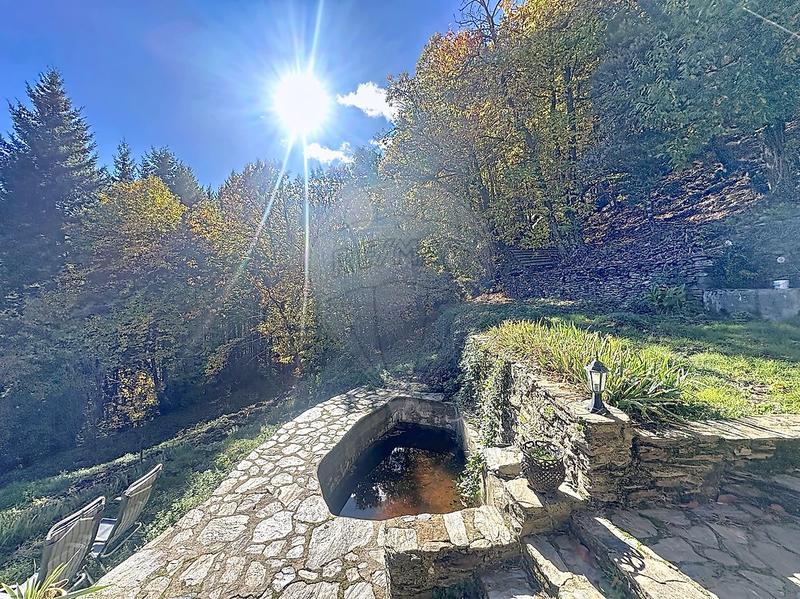 Propriété - 128 m² - 6 pièces