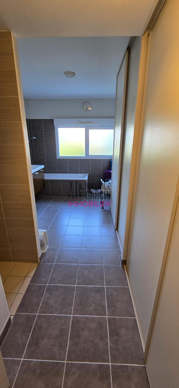 Appartement - 92 m² - 4 pièces