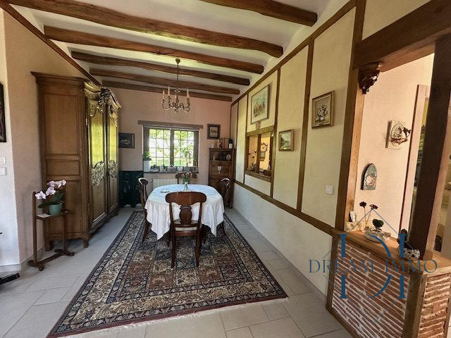 Maison ancienne - 240 m² - 10 pièces