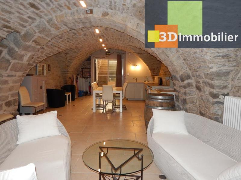 Maison - 402 m² - 14 pièces