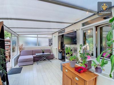 Appartement - 92 m² - 5 pièces