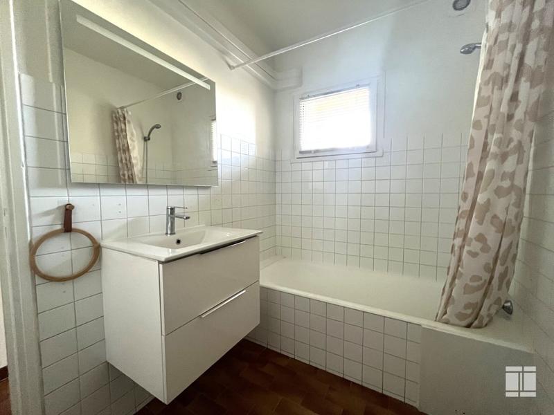 Appartement - 60 m² - 4 pièces