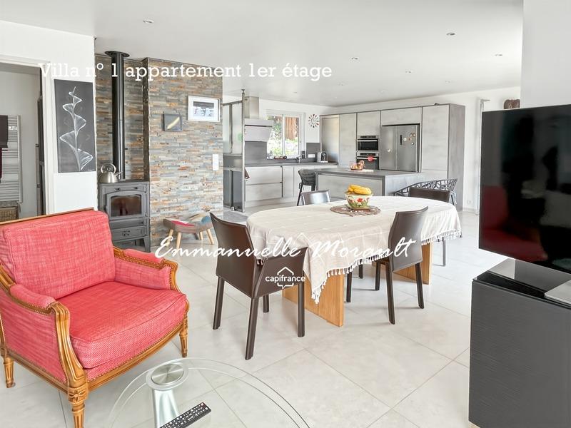 Propriété - 152 m² - 6 pièces