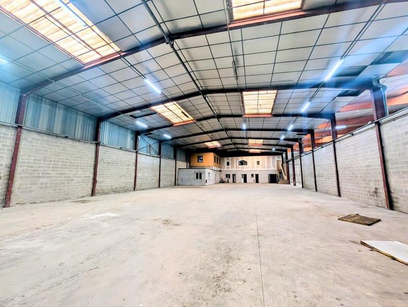 Local d'activités - 3 589 m²
