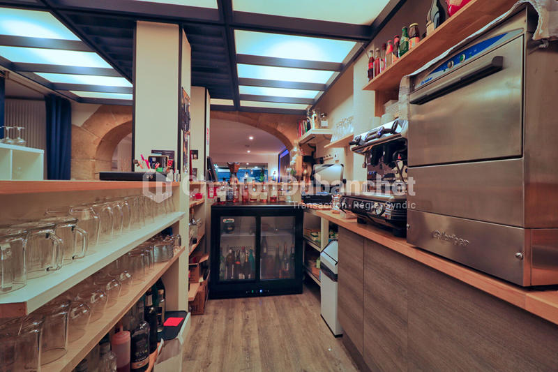 Fonds de commerce - 310 m²