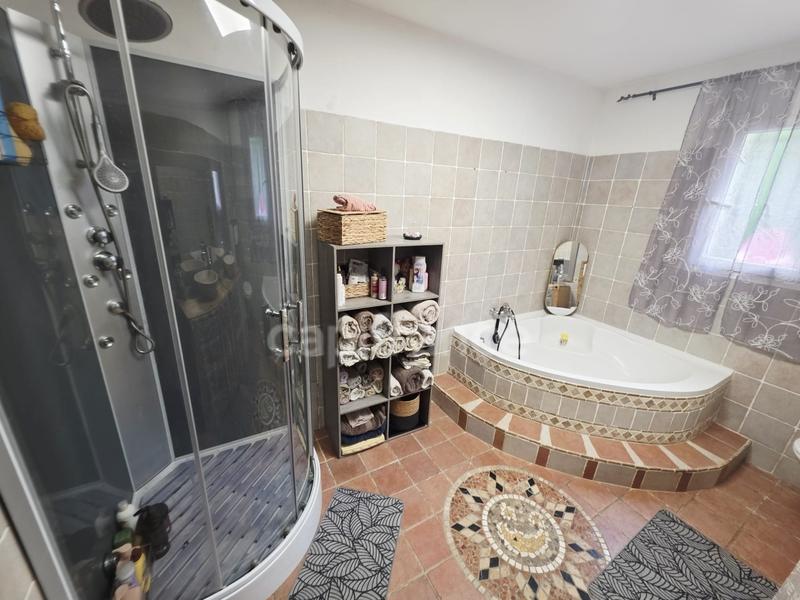 Maison - 190 m² - 6 pièces