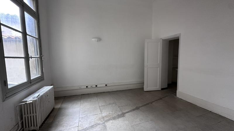 Bureau - 207 m² - 7 pièces