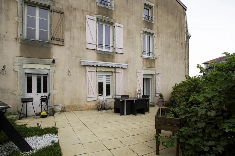 Appartement - 155 m² - 6 pièces