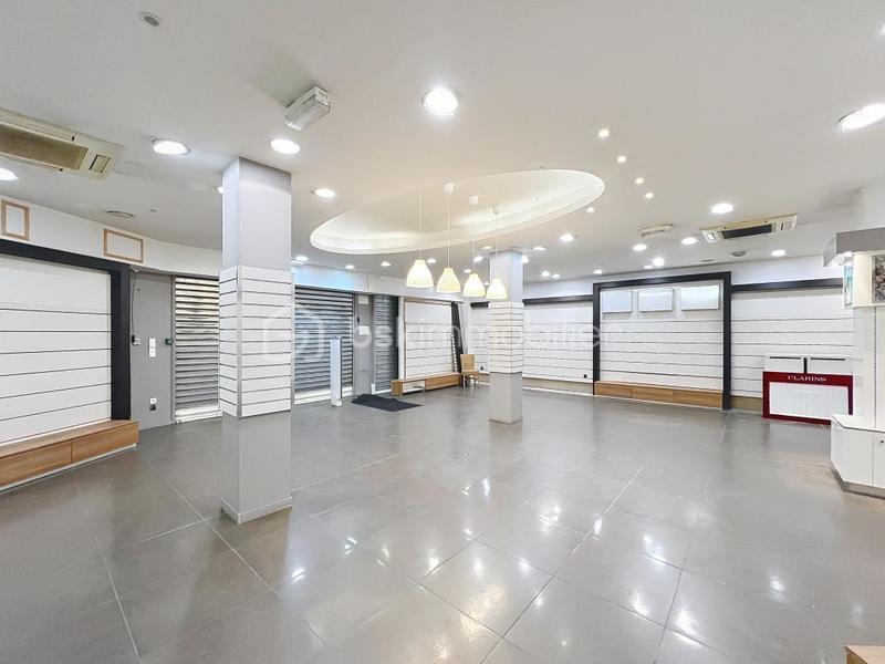 Immeuble - 397 m² - 13 pièces