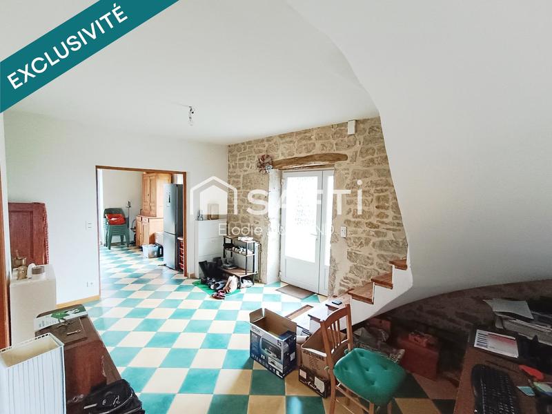 Maison - 250 m² - 8 pièces