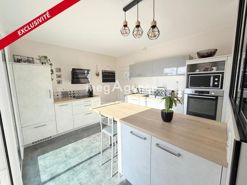 Pavillon - 97 m² - 5 pièces