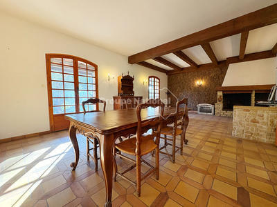 Maison - 136 m² - 4 pièces