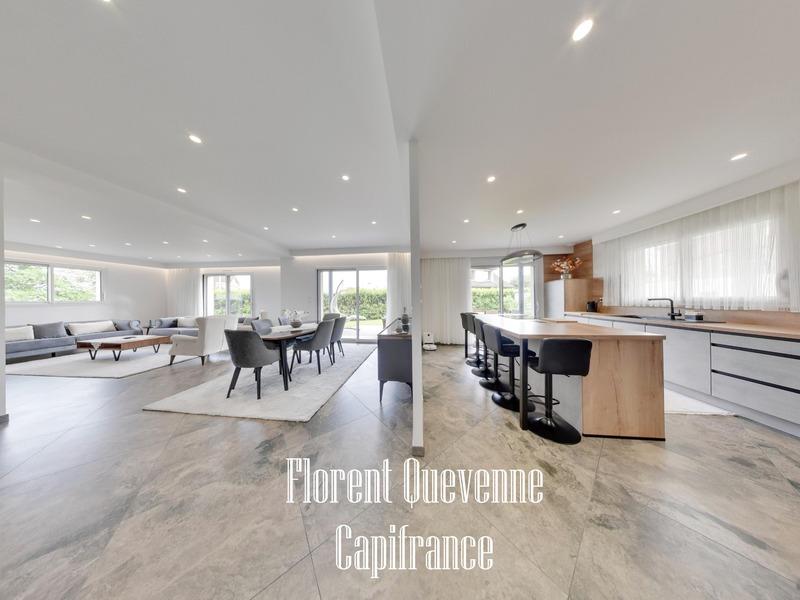 Maison - 176 m² - 6 pièces