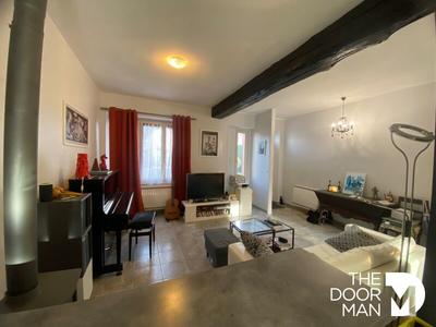 Maison - 98 m² - 4 pièces