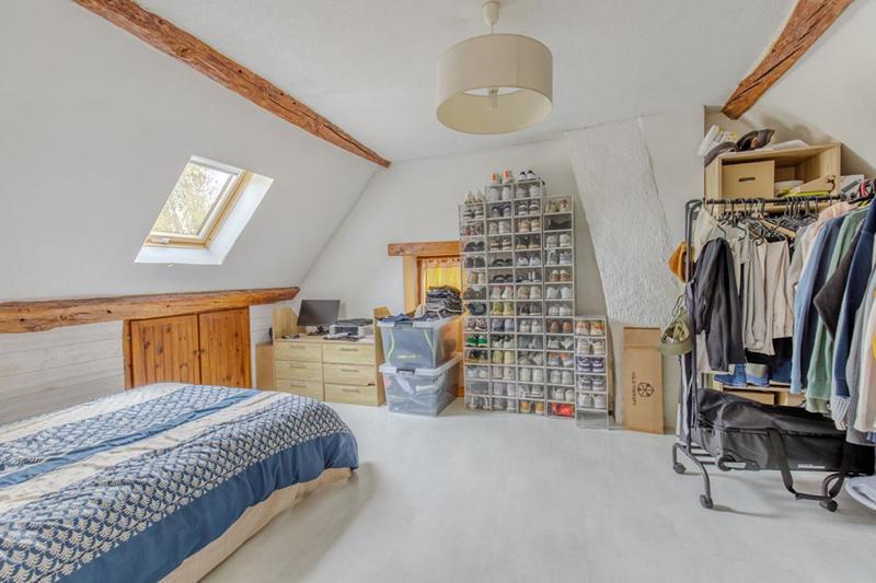 Maison - 210 m² - 9 pièces