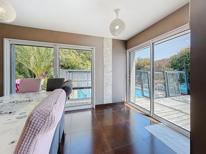 Maison - 137 m² - 6 pièces