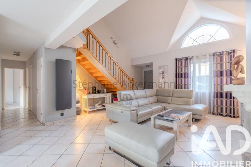 Maison - 160 m² - 7 pièces