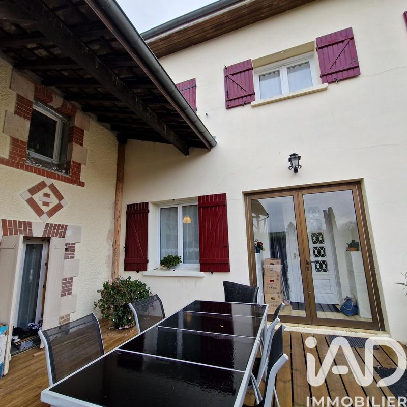 Maison de village - 275 m² - 12 pièces