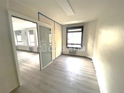 Bureau - 136 m²