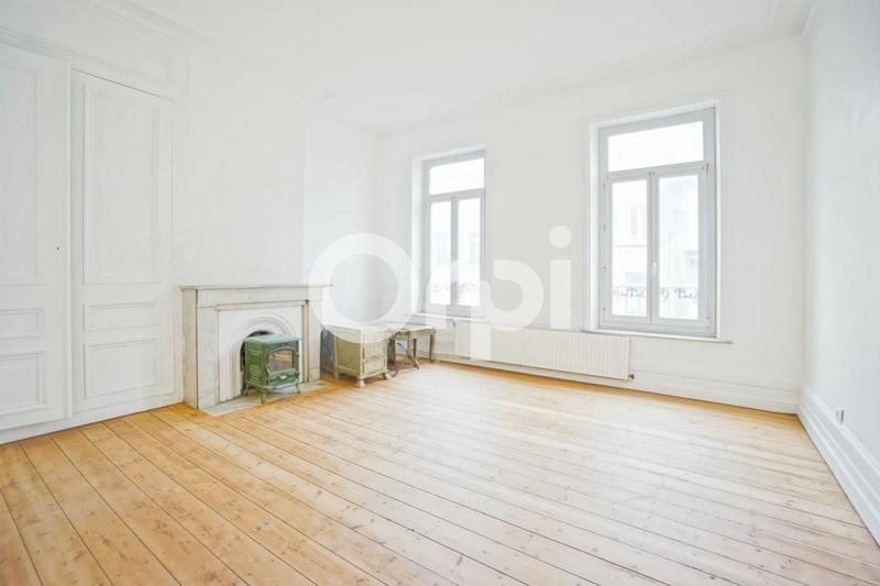 Maison - 170 m² - 8 pièces