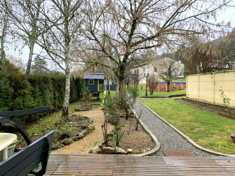 Maison - 135 m² - 8 pièces