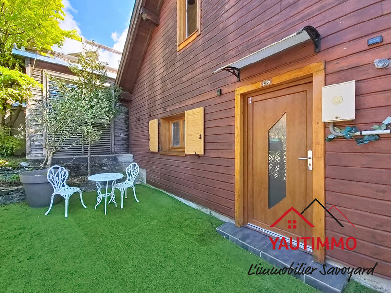 Maison - 90 m² - 4 pièces