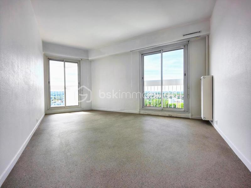 Appartement - 96 m² - 5 pièces