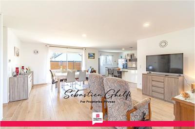 Maison - 114 m² - 5 pièces