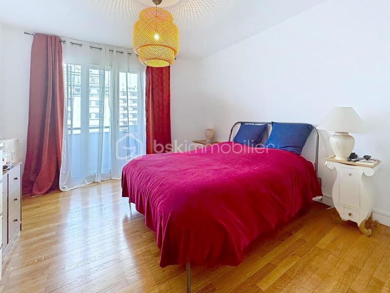 Appartement - 110 m² - 5 pièces