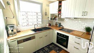 Appartement - 60 m² - 3 pièces