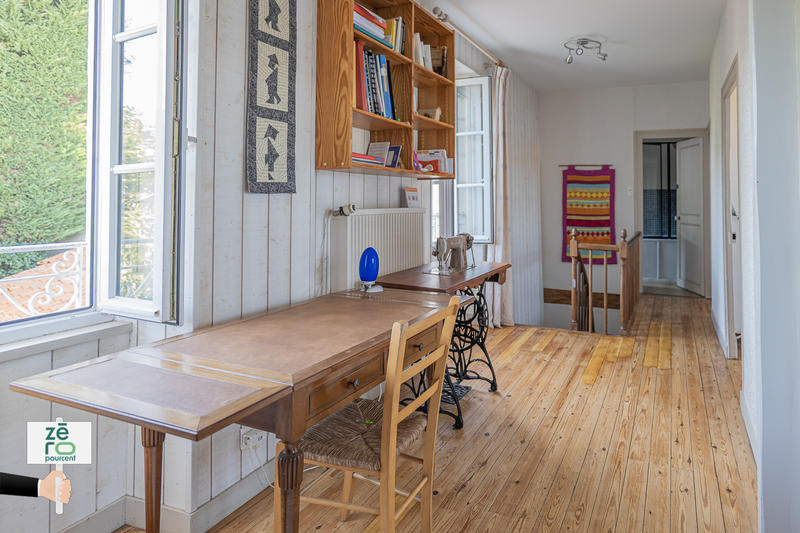 Maison - 160 m² - 7 pièces