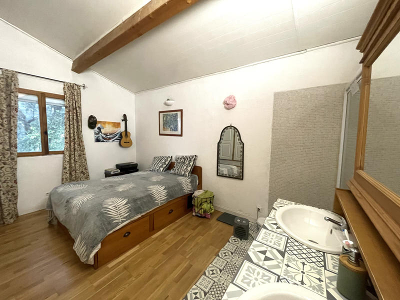 Maison - 285 m² - 15 pièces