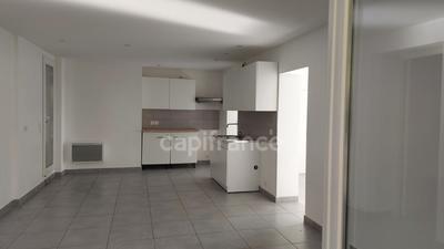 Appartement - 96 m² - 4 pièces