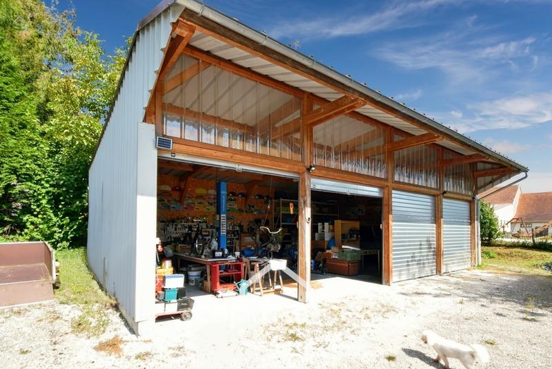 Maison - 220 m² - 6 pièces