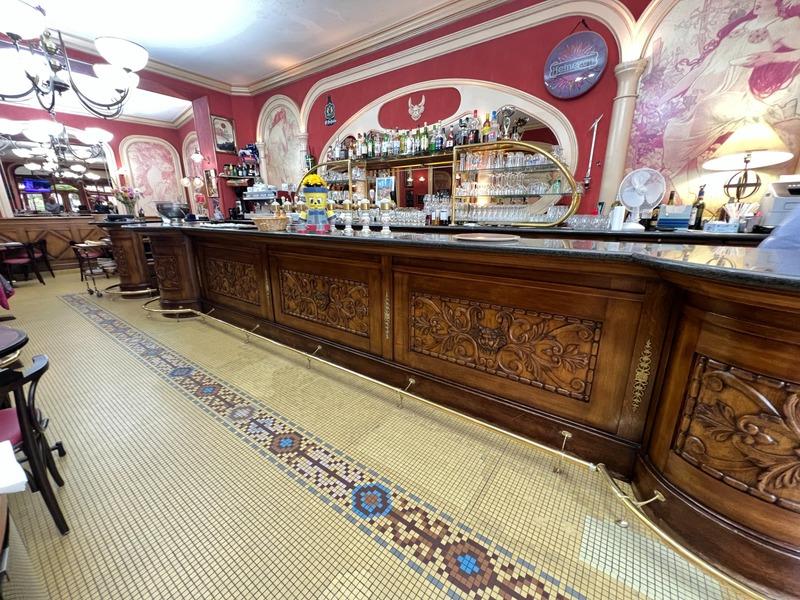 Fonds de commerce - 180 m²