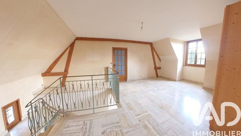 Maison - 269 m² - 10 pièces