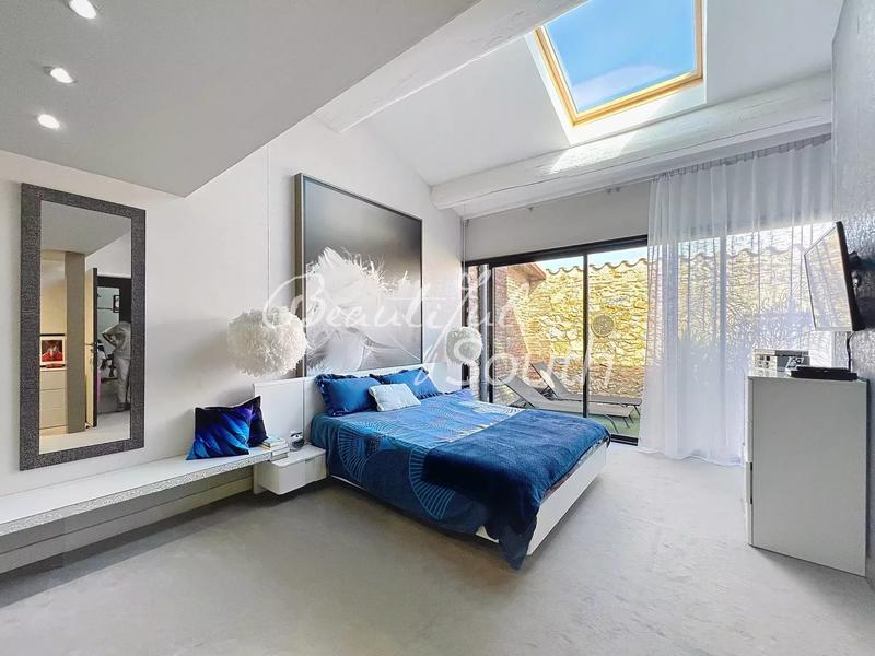 Maison de village - 202 m² - 5 pièces