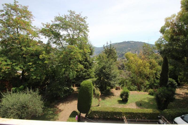 Appartement - 67 m² - 2 pièces