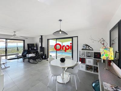 Villa - 135 m² - 4 pièces